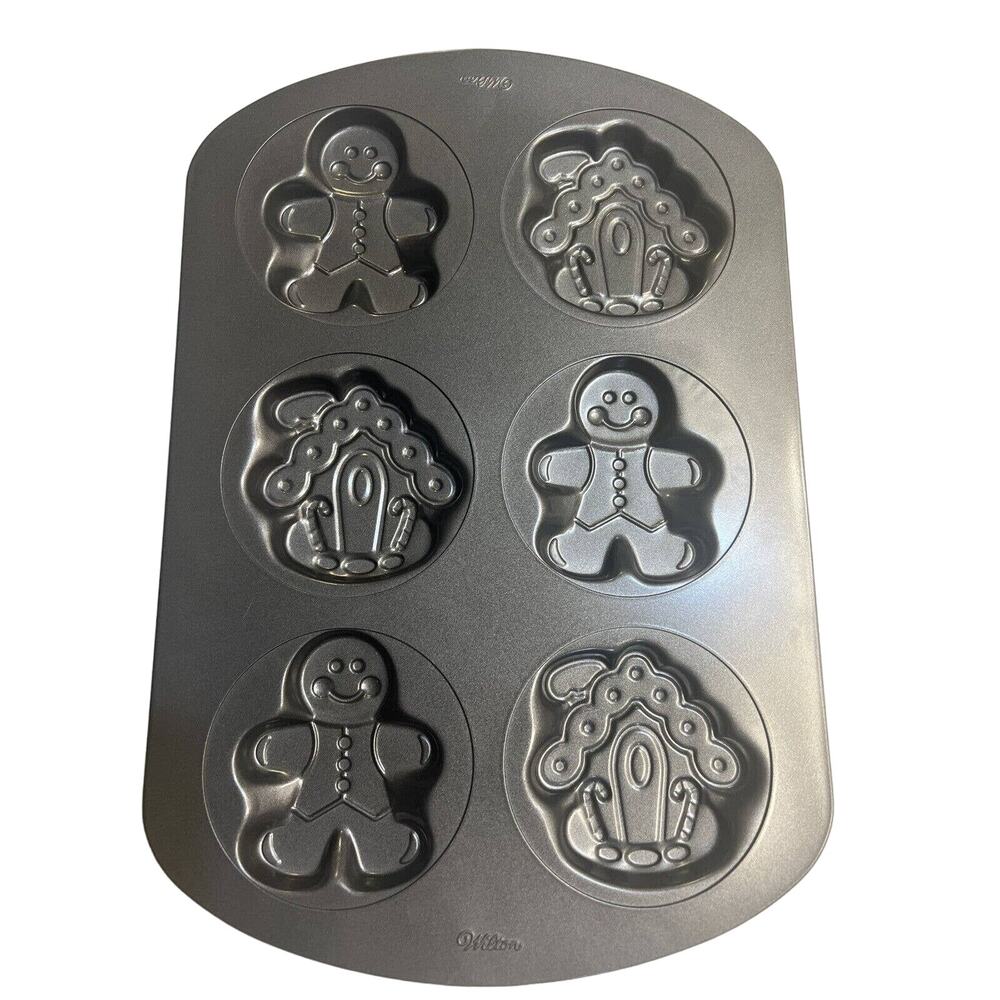 Wilton Christmas Holiday 6 Mini Cakes, Cookies, Non-stick Baking Pan